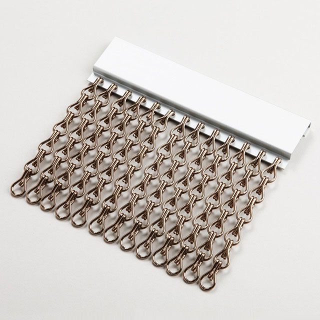 chain-curtain-02