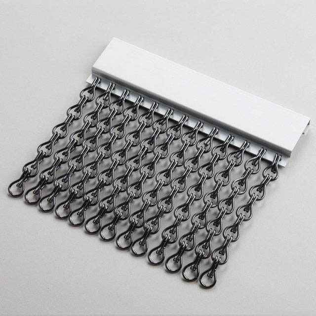 chain-curtain-04