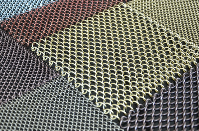 Metal-Coil-Curtain